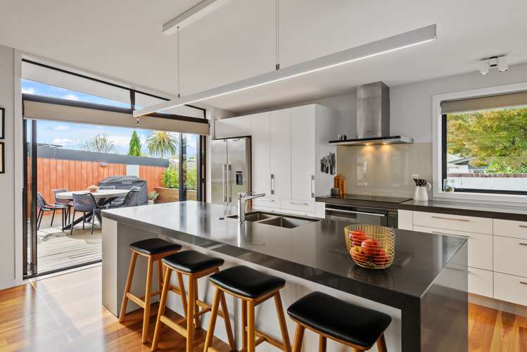 3a Gunns Crescent Cashmere_8