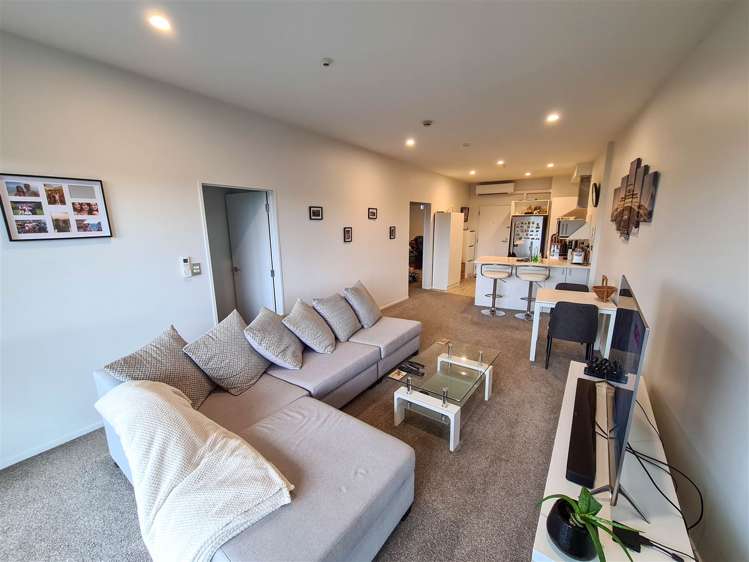 5f/6 Piwakawaka Street Eden Terrace_1