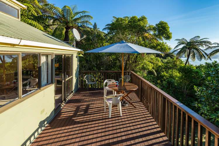 2483 Kenepuru Road Kenepuru Sound_16