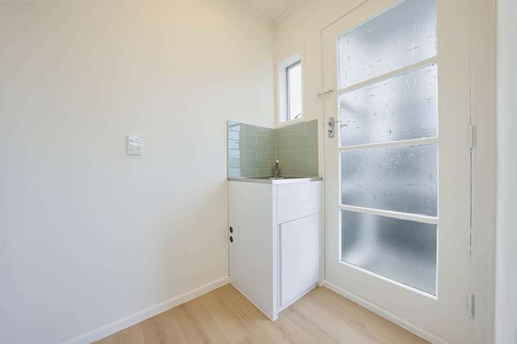 1/20 Celeste Place Totara Vale_13