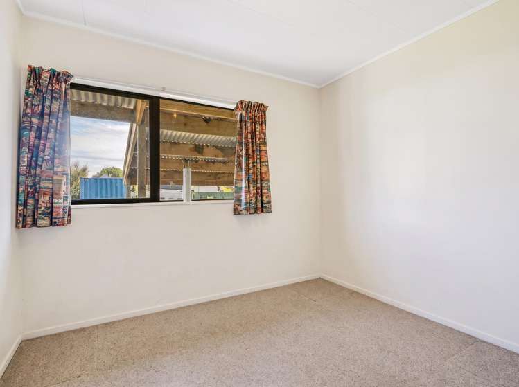 13 Te Moau Avenue Parakai_10