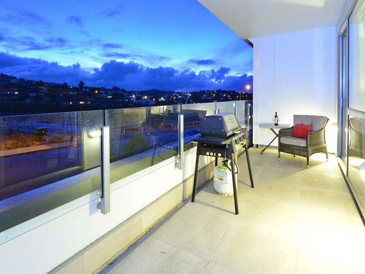 110/17 Link Crescent Stanmore Bay_8