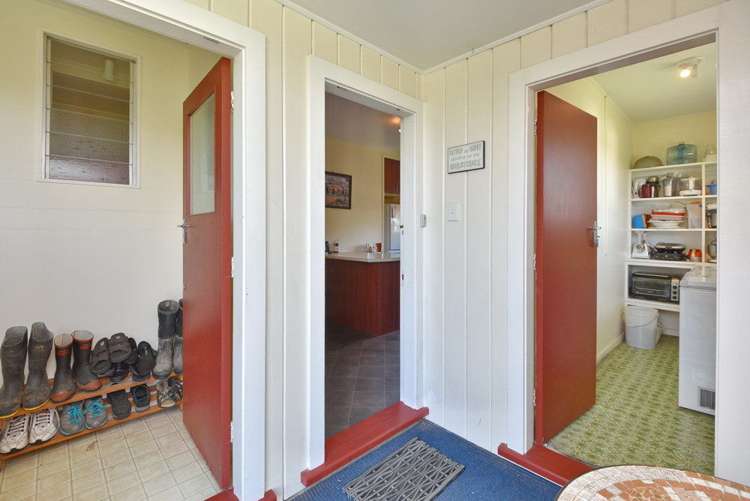 76 High Street Leeston_16