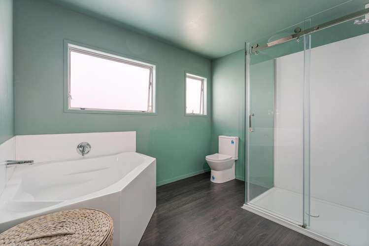 210 South Highway West Whitianga_11