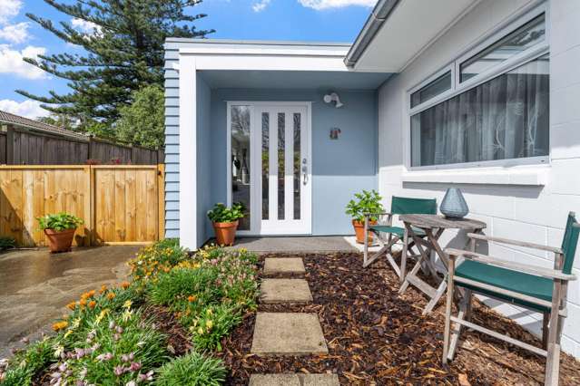 Modern Comfort & Easy Living