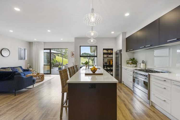 6 Stile Place Pukekohe_1