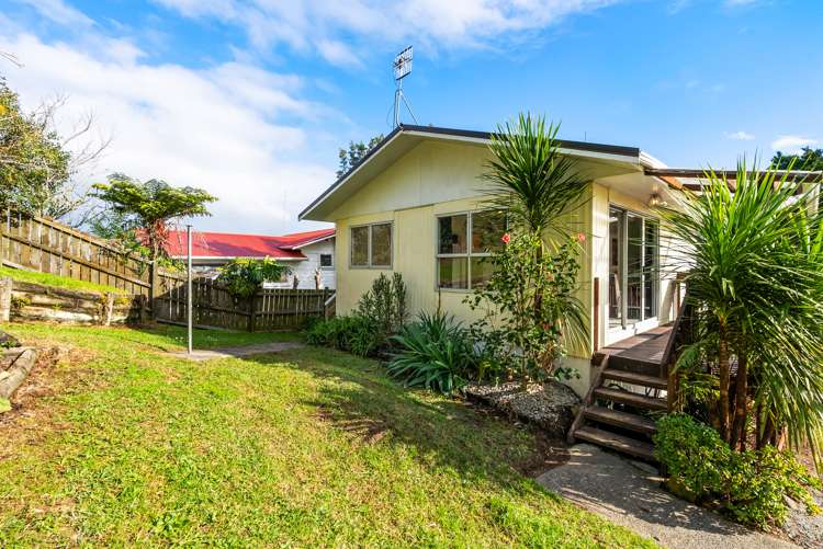 16b Memorial Drive Parahaki_14