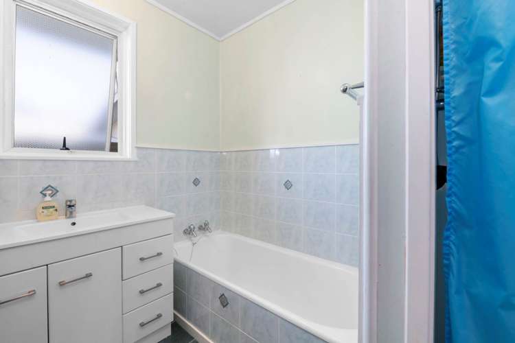 1358 Whangaparaoa Road Army Bay_8