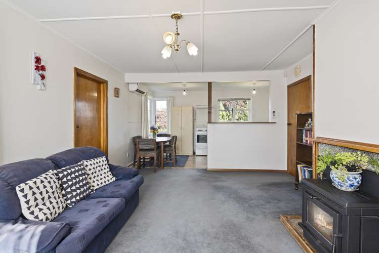 111 Springs Road Hornby_2