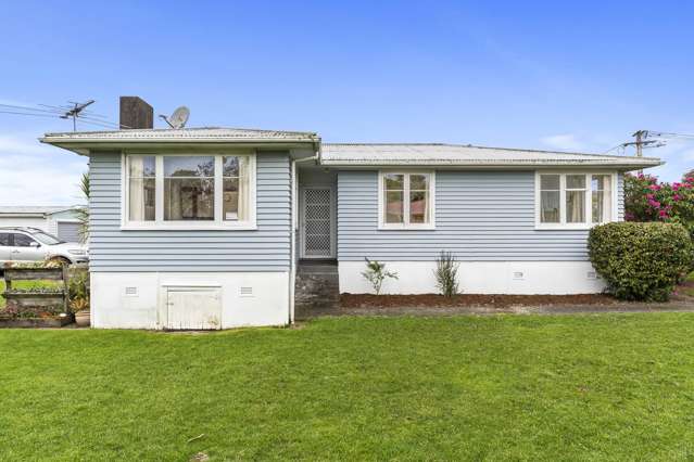 6 Hurley Place Kelston_3