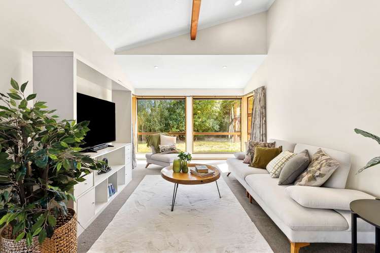 1 Roto Place Wanaka_10