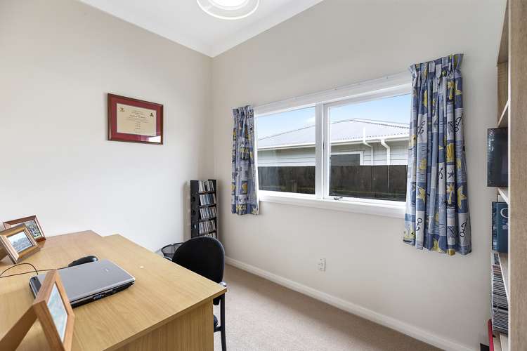 19 Main Road Titahi Bay_12