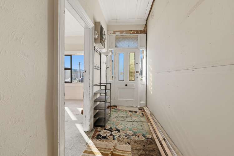 48 Reid Road_4