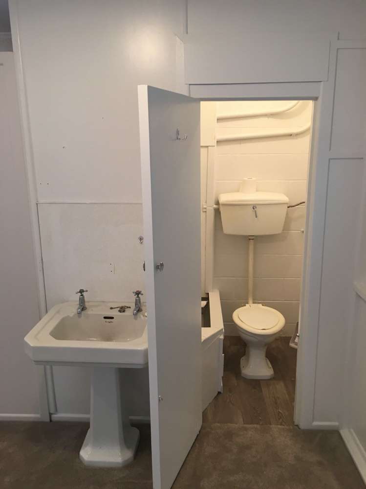 2/29 Clonbern Road Remuera_15