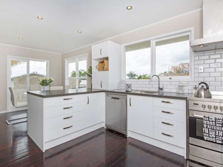 30 Ussher Place Pakuranga Heights_9