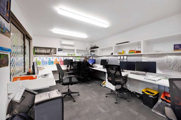 215 Glover Road Hawera_6