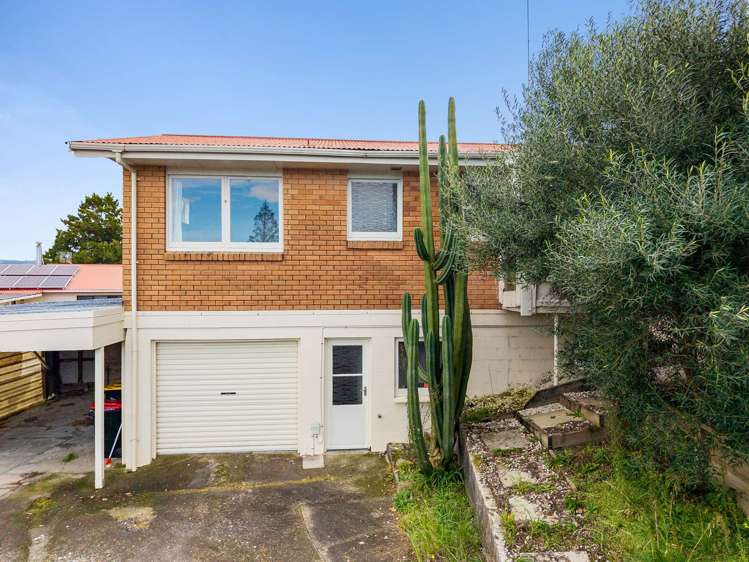 8 The Drive Brookfield_23