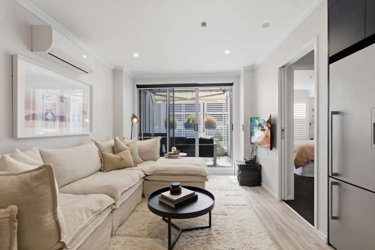 2/19 Victoria Road Mount Maunganui_6
