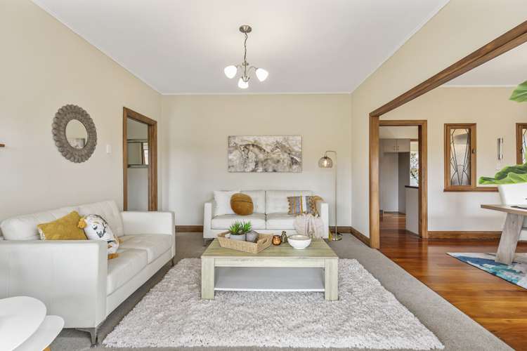 518g West Coast Road Oratia_3