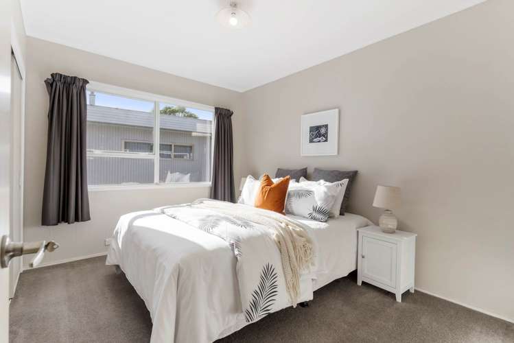 52 Meadowvale Avenue Forrest Hill_11