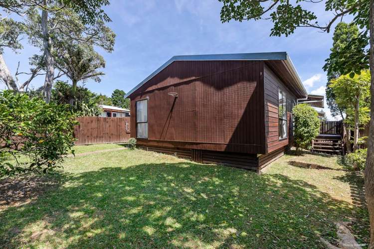 3/70a Woodglen Road Glen Eden_13