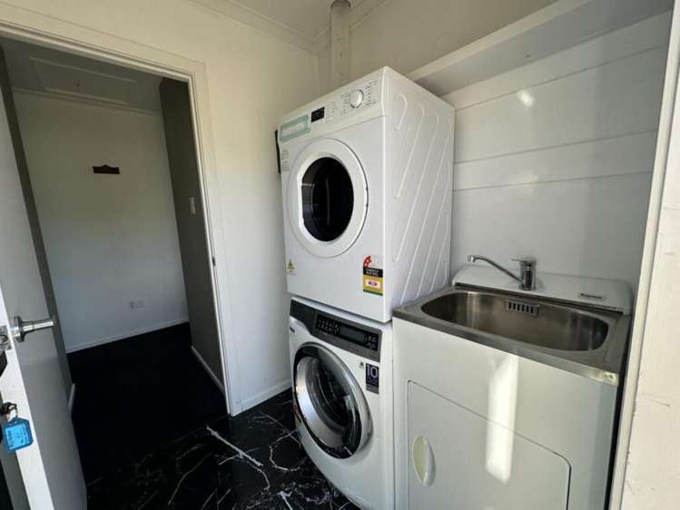 1707 Highcliff Road Portobello_11