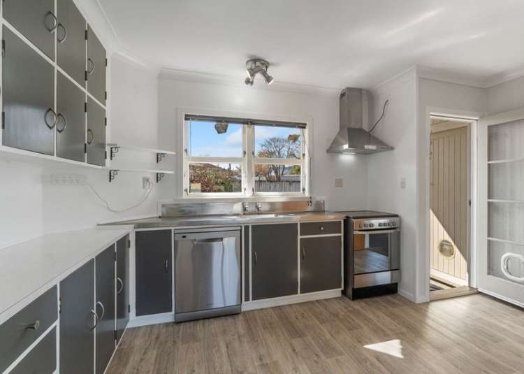 55 Karaka Crescent Levin_2