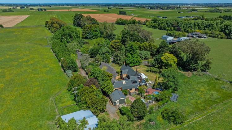 323 Reid Line East Colyton_60