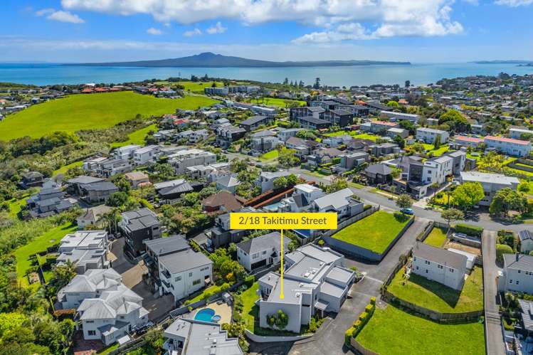2/18 Takitimu Street_0