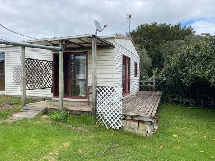 42 Vera Road Te Atatu South_6