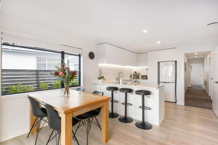 54 Somes Crescent Newlands_5