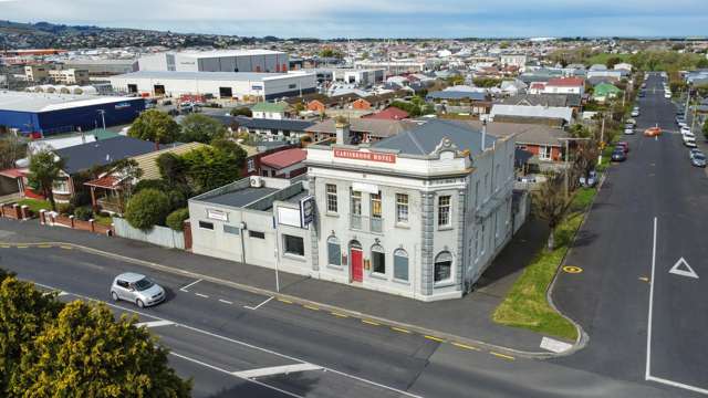 Resurrect or demolish a Dunedin icon