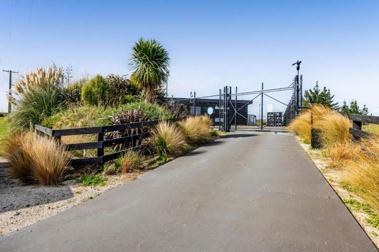127 Normanby Road Normanby_12