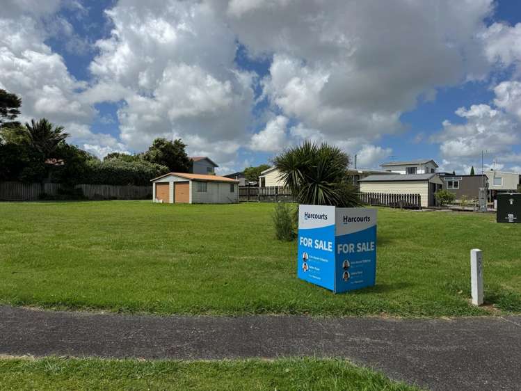 21 Seaway Road Clarks Beach_12