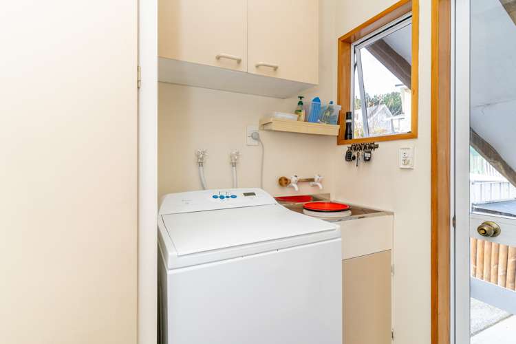 22 Elwyn Crescent Green Island_12