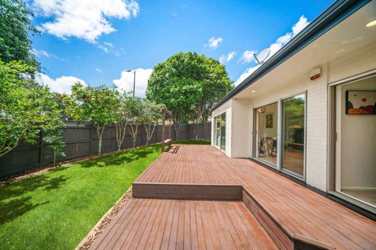 67 Fernhill Way Oteha_18