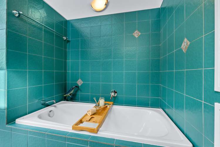 417 Leigh Road Leigh_31