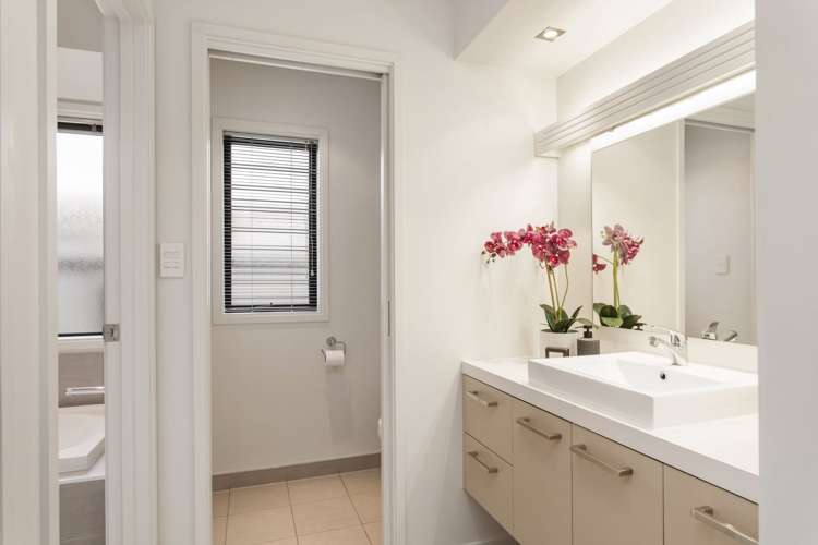 11 The Wickets Hillmorton_12