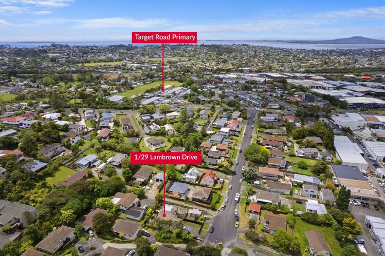 1/29 Lambrown Drive Totara Vale_23