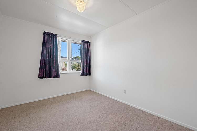 19 Oudenarde Street Renwick_9