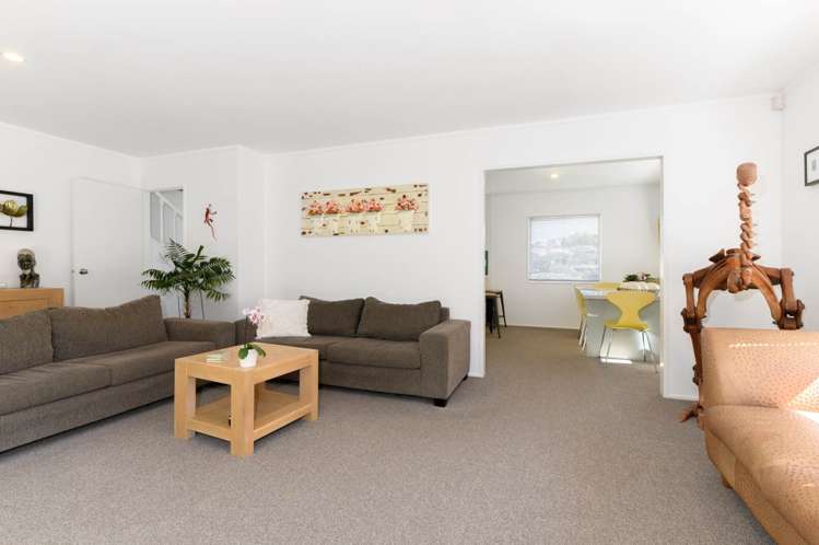 2/106 Stapleford Crescent Browns Bay_26