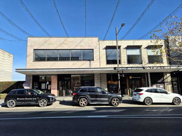 Modern Office in the Heart of Northwest