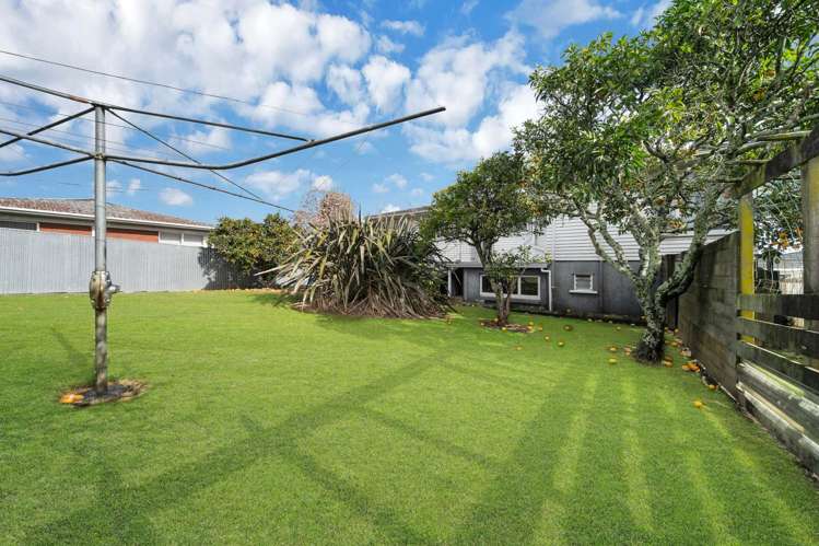 26 Ray Small Drive Papakura_21