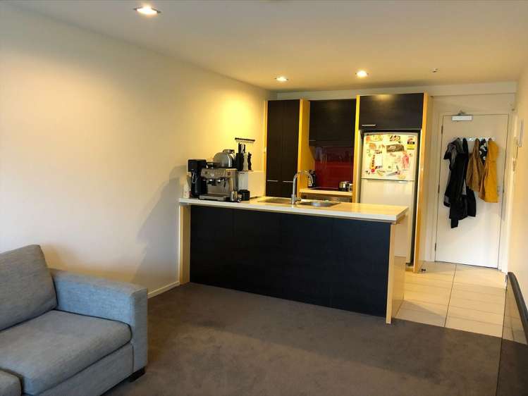 208/401 New North Road Kingsland_1