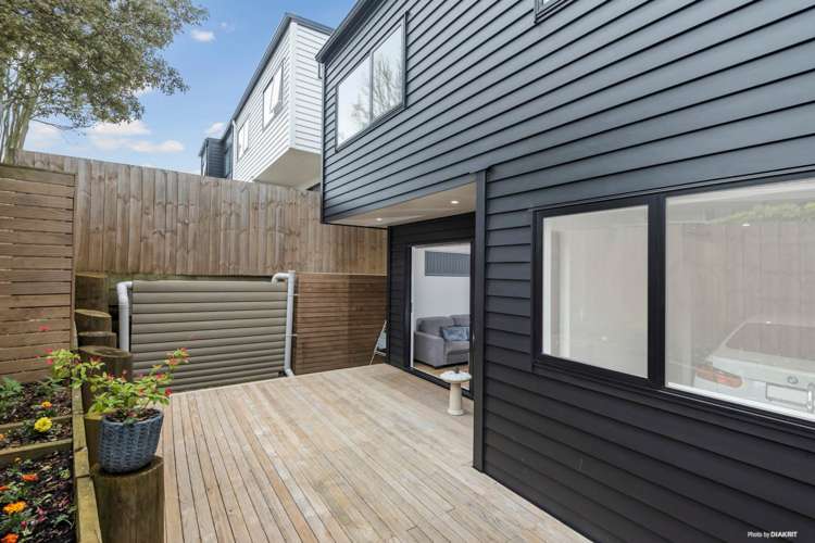 8B Hobart Crescent_0