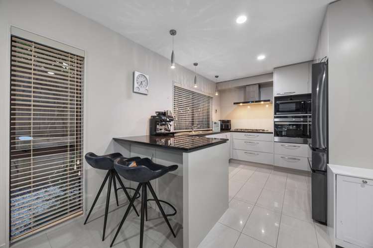 7 Viera Drive Flat Bush_8