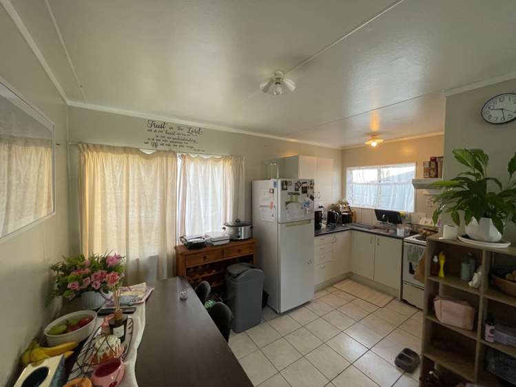 7b Tarbet Place Flaxmere_1