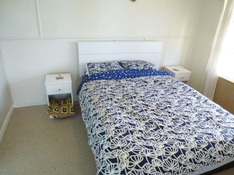 127 Ocean Road Whangamata_6