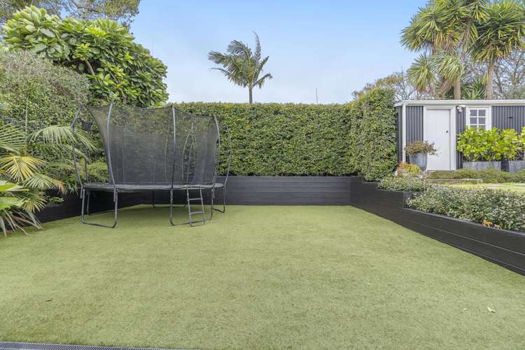 22 Kowhai Street Mount Eden_10