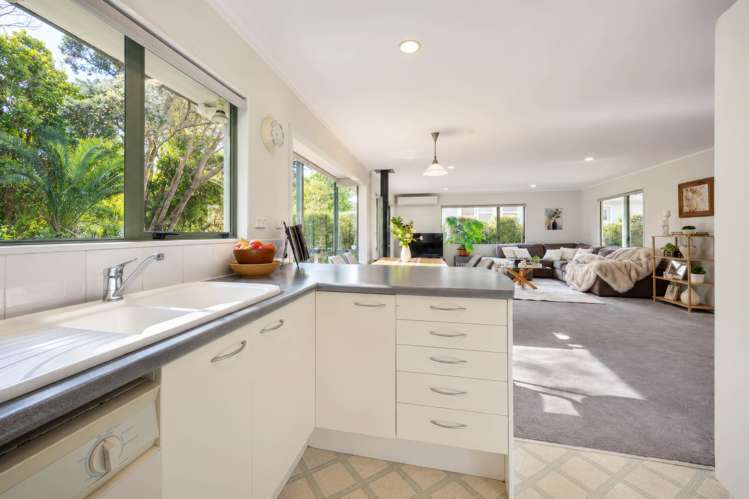 2/155 Portage Road New Lynn_17